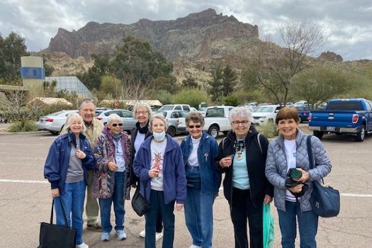 Photo of seniors from Fellowship Square Phoenix, on a trip to the Arboretum