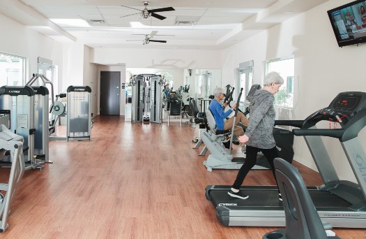 Photo of seniors exercising at Fellowship Square Independent Living Community