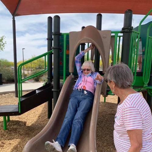 Photo of seniors having fun at Fellowship Square Independent senior living