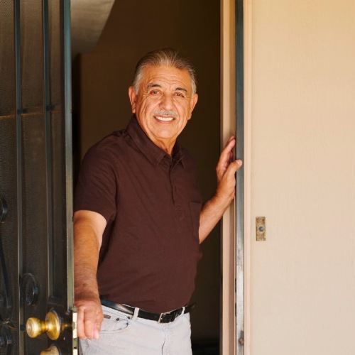 Photo of senior gentleman at Fellowship Square Tucson Retirement Community